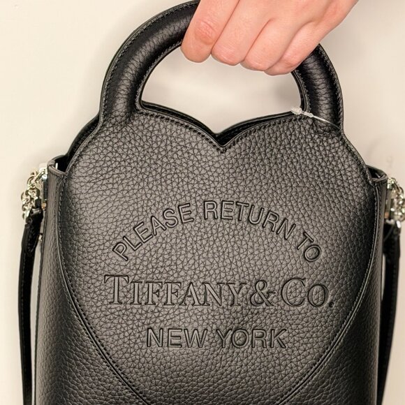 Tiffany & Co. Bucket Bag Heart Purse In Black Leather NWT Authentic - Picture 2 of 9